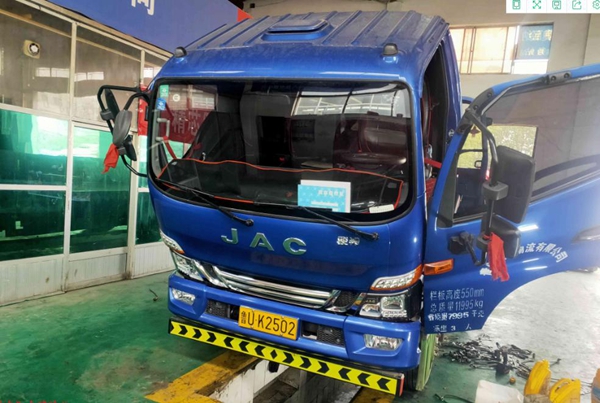 DƬ27.jpg