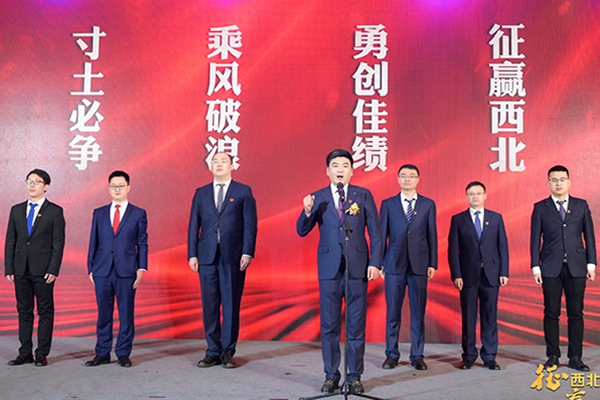 DƬ12.jpg