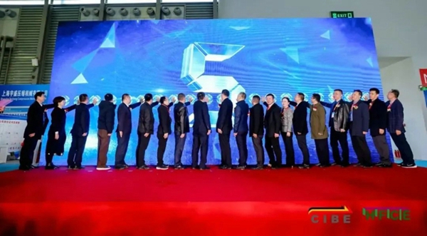 DƬ20.jpg