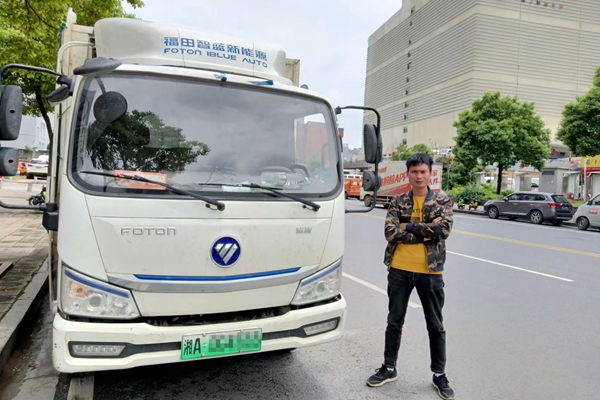 DƬ11.jpg