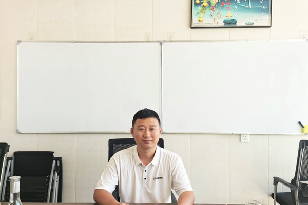 DƬ1.jpg