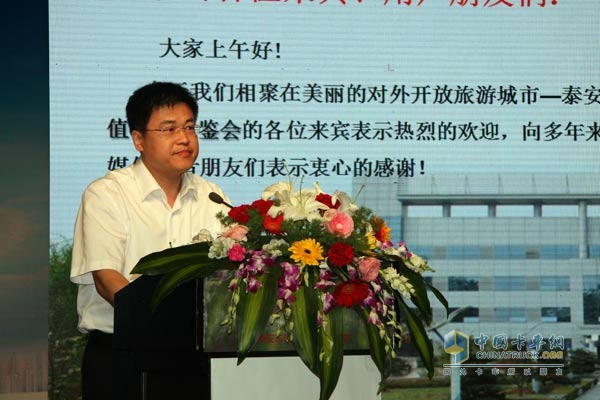 福田汽車工程車事業(yè)部副總經理梁啟龍