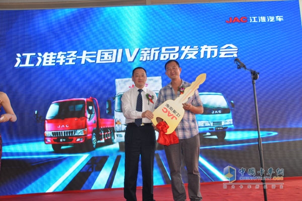 ⏠IN˾(jng)ƽÑCl(f)耳