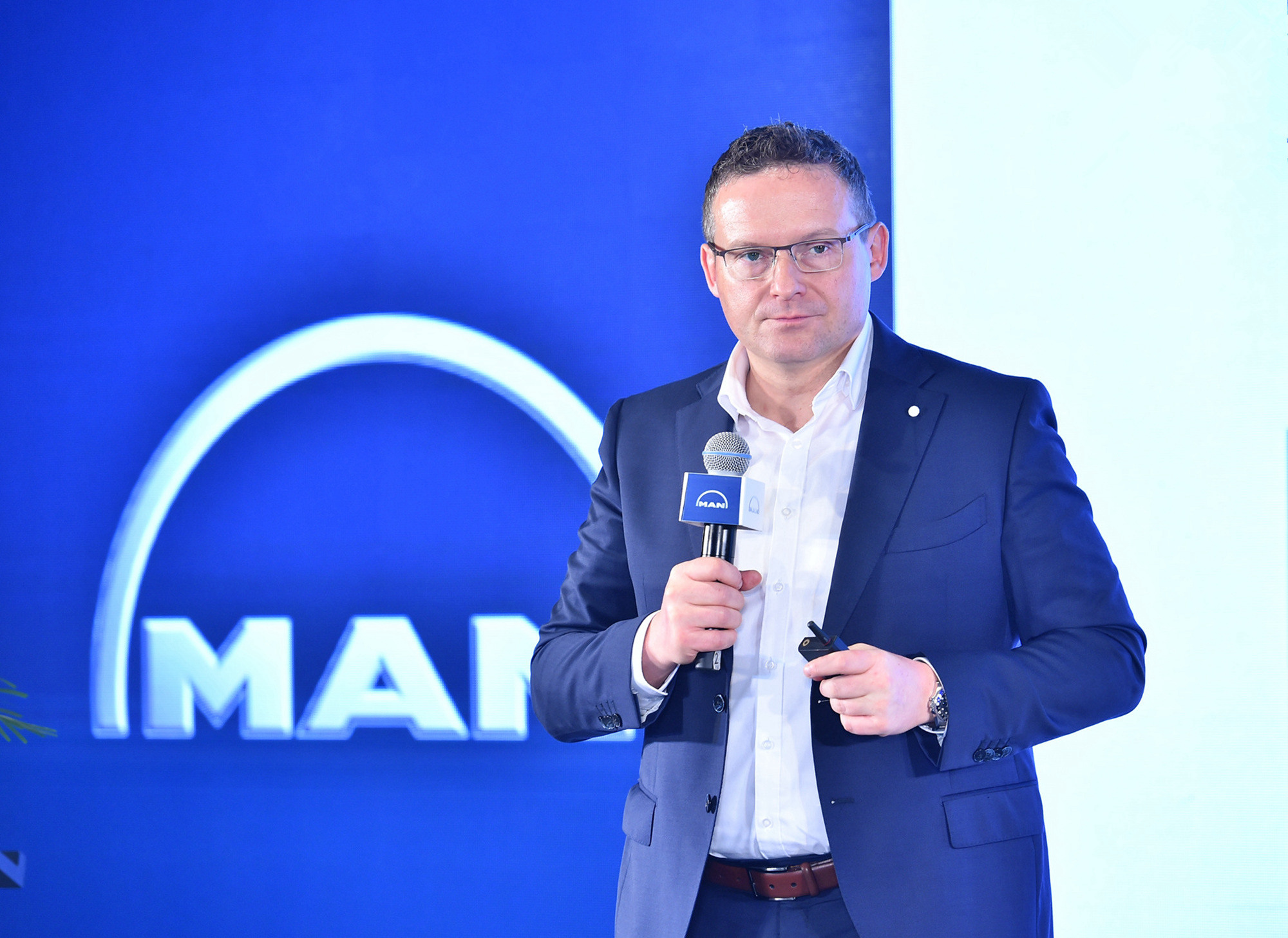 2. ܇ЇThilo HalterF(xin)o.jpg