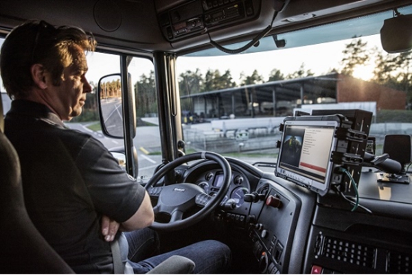 (܇֮ѣl(f)4װl(f)Q ɰM(jn)ЇЈȇa(chn)734.jpg