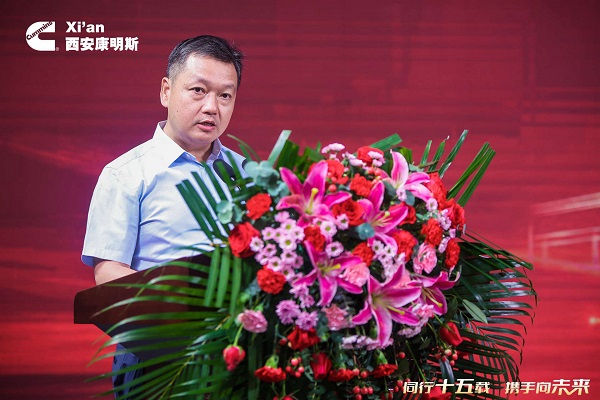 DƬ23.jpg