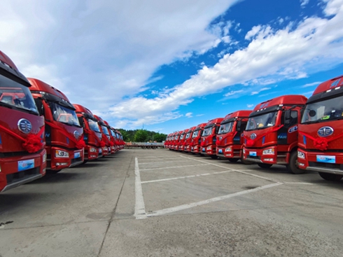 һcе½yֹM(jn) Դ100v܇(ch)xʽĻƪ