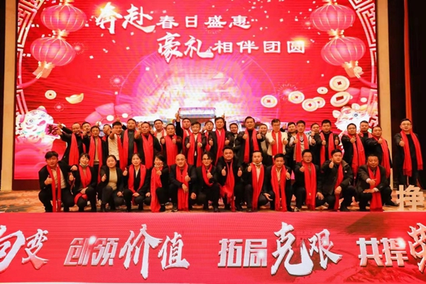 DƬ35.jpg