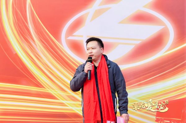 DƬ9.jpg