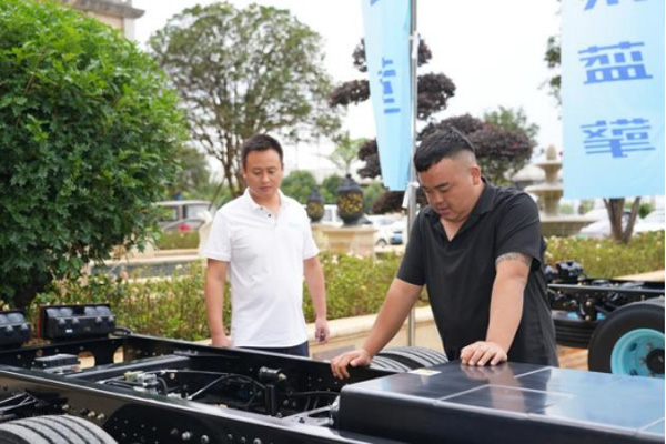 (){ X7ɽذԴpƽɽ^(q)\ݔʹc“ȫ”(1)217.jpg