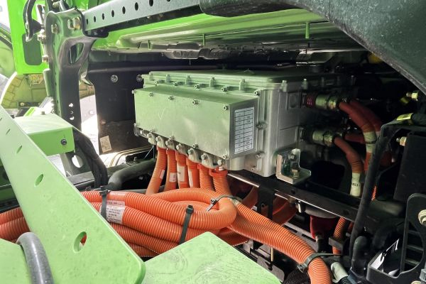  g  칤Qж“G”ǈ(2)718.jpg