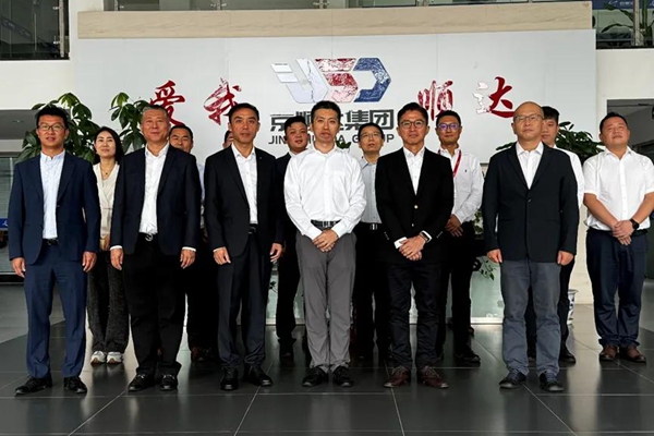 DƬ37.jpg